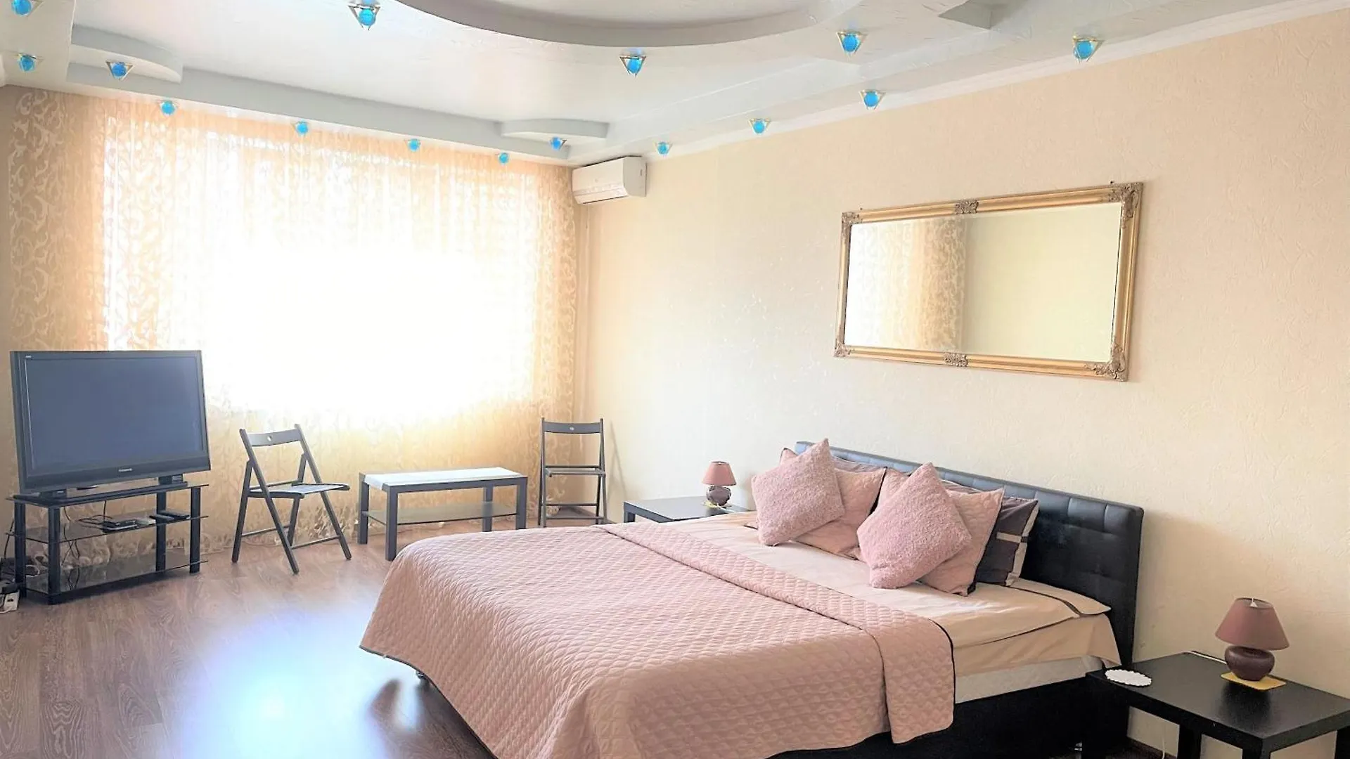 Apartment Luxcityapart On Olievskaya Kyiv
